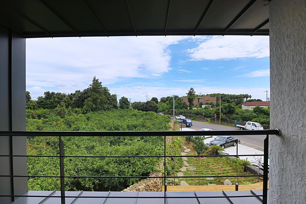 Seong Ge Dol Pension Seogwipo Exteriör bild