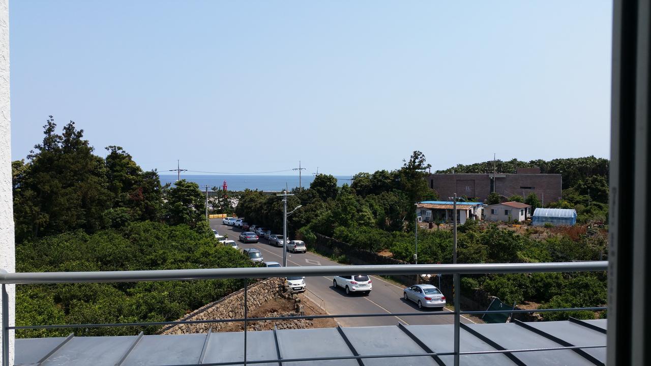 Seong Ge Dol Pension Seogwipo Exteriör bild
